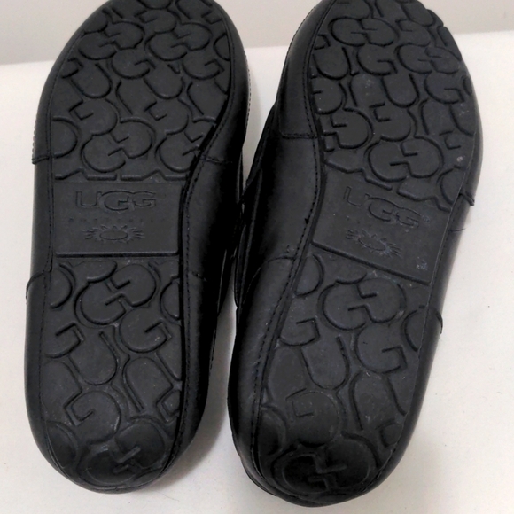 Ugg Loafers - Picture 4 of 4